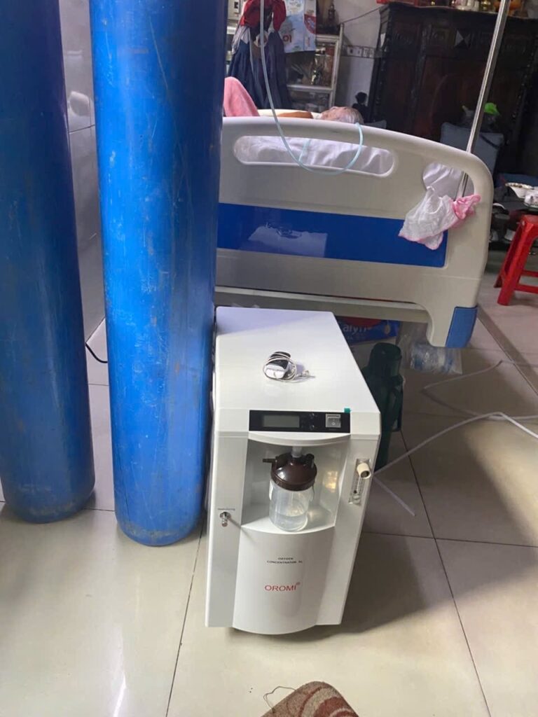 máy thở oxy cho người già