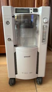 Máy tạo oxy Yuwell 7F-5CW