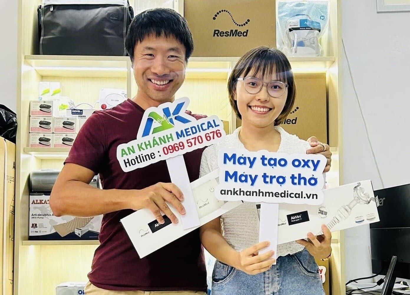 Tư vấn máy thở ResMed Airmini cho khách hàng