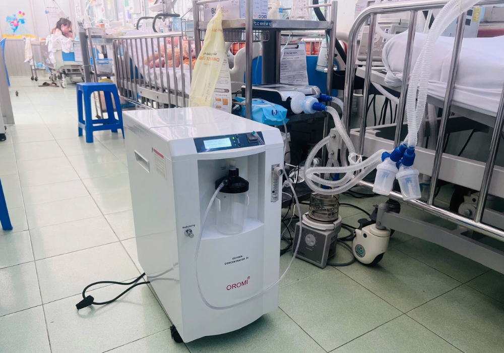 Máy Thở Oxy Cho Người Tai Biến: Tiêu Chí Chọn Mua & Top Máy Tốt Nhất 3