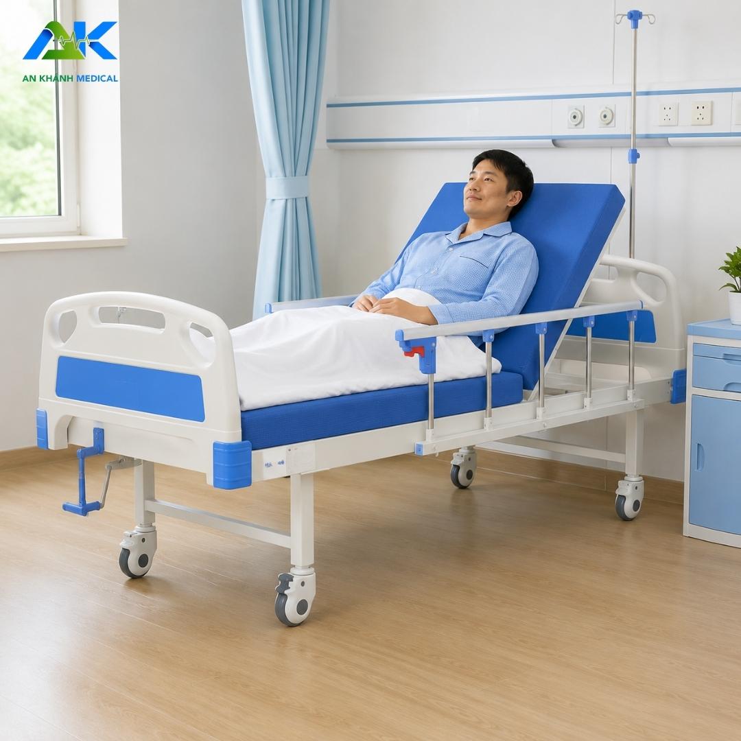 Giường Y Tế 1 Tay Quay OROMI BI01 Tải 250kg, BH 2 Năm Cửa Hàng Giường Y Tế TPHCM